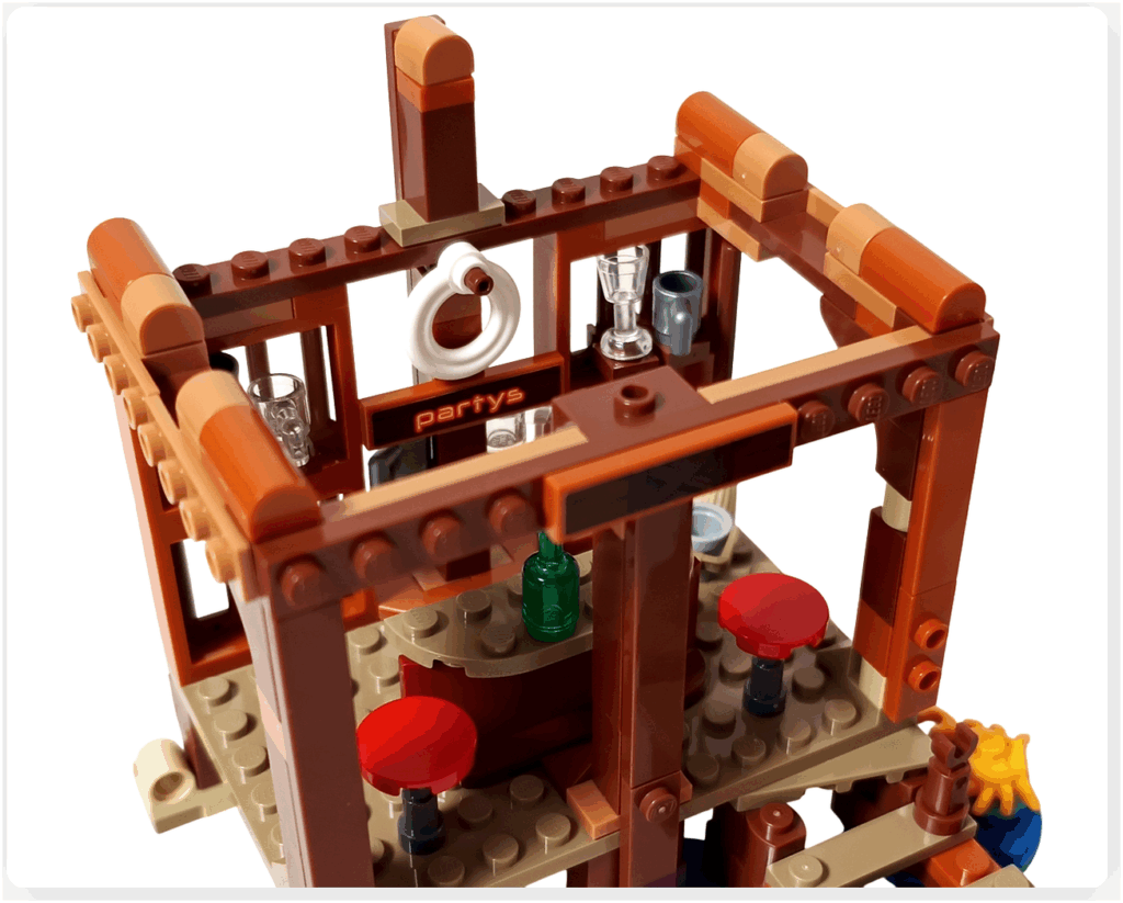 レゴ ONE PIECE 75636「フーシャ村」で天井フレームまで組み上げた工程。柱と梁がつながり、小屋の上部構造が完成。酒場カウンターを中心に空間のまとまりが生まれた状態。