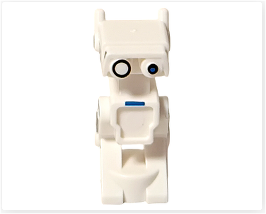 LEGO スター・ウォーズ 75418 アドベントカレンダー2025収録のBD-72を正面から撮影。白を基調とした細身のボディに、左右で大きさの異なる目パーツと胸部の青いラインが配置され、個性的で親しみやすい表情が確認できる。