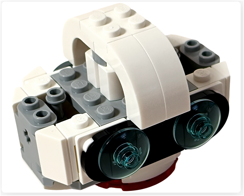 レゴ 31164 うちゅうロボット「うちゅうロボット」 頭部センサーアイ完成